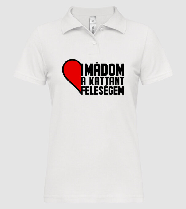  minta fehér pólón
