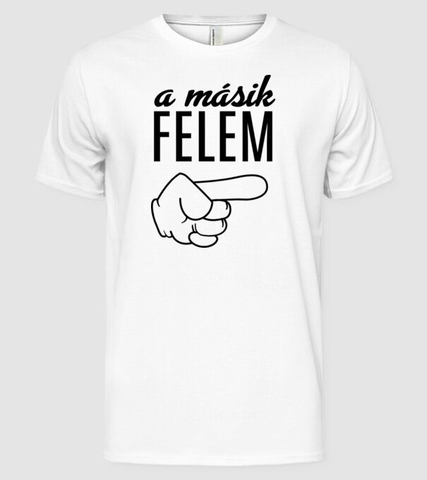  minta fehér pólón