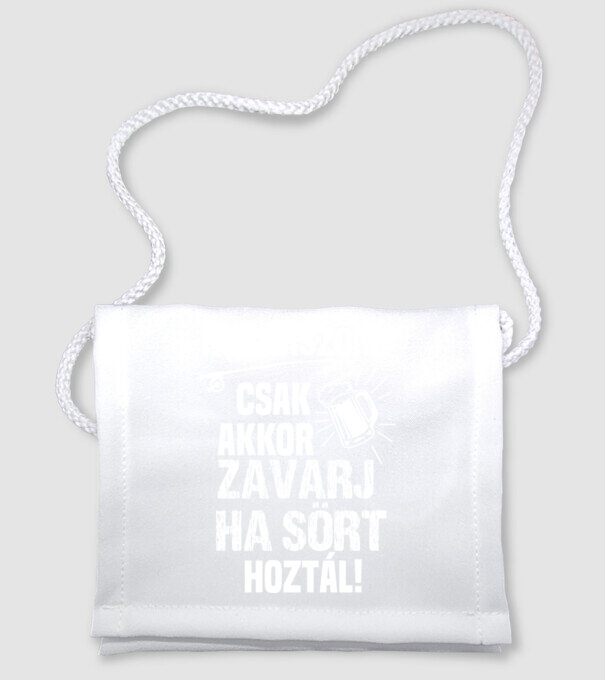  minta fehér pólón