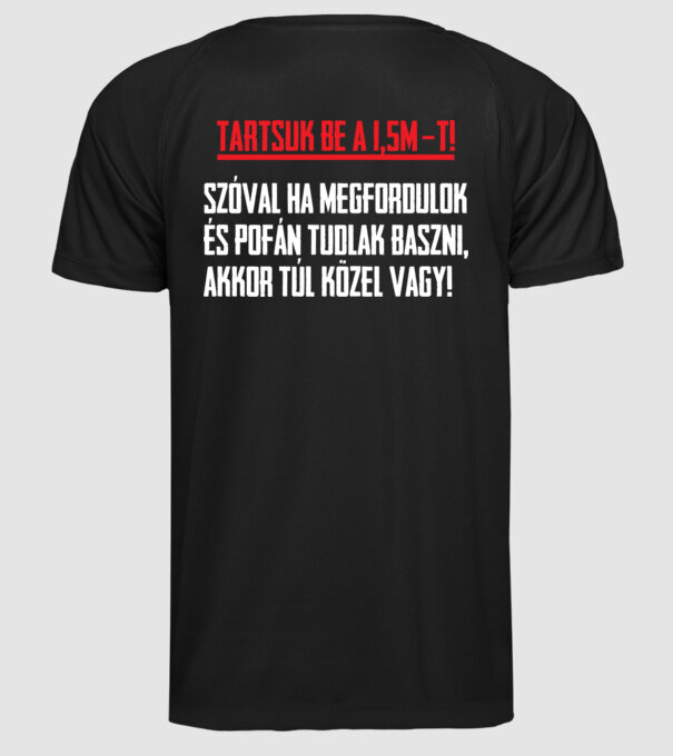  minta fekete pólón