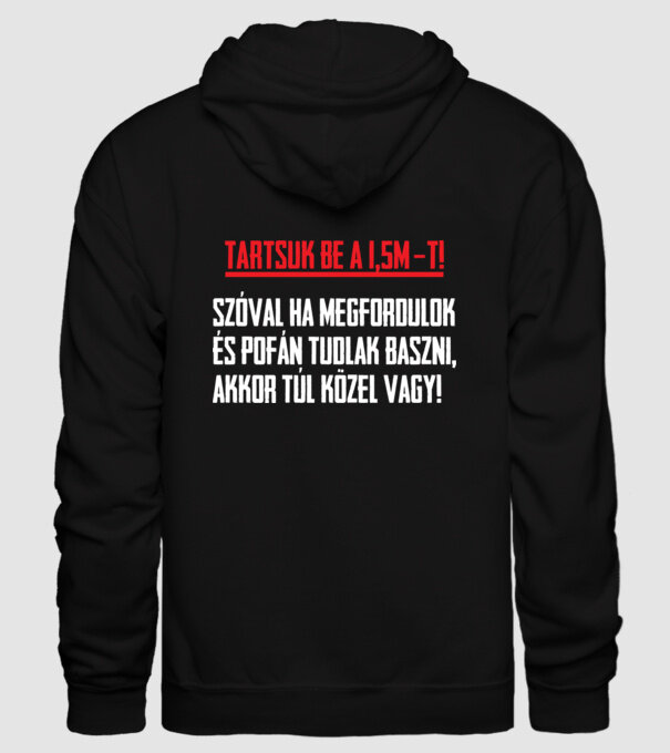  minta fekete pólón