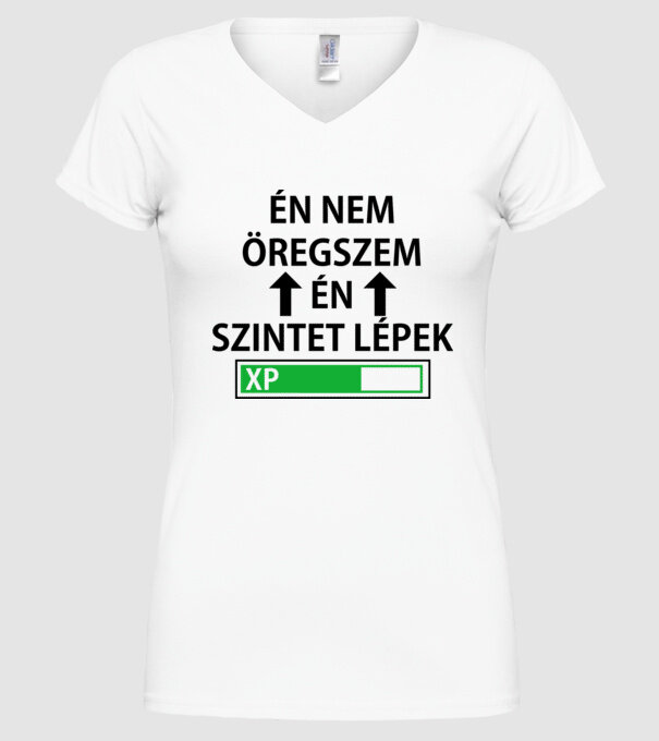  minta fehér pólón