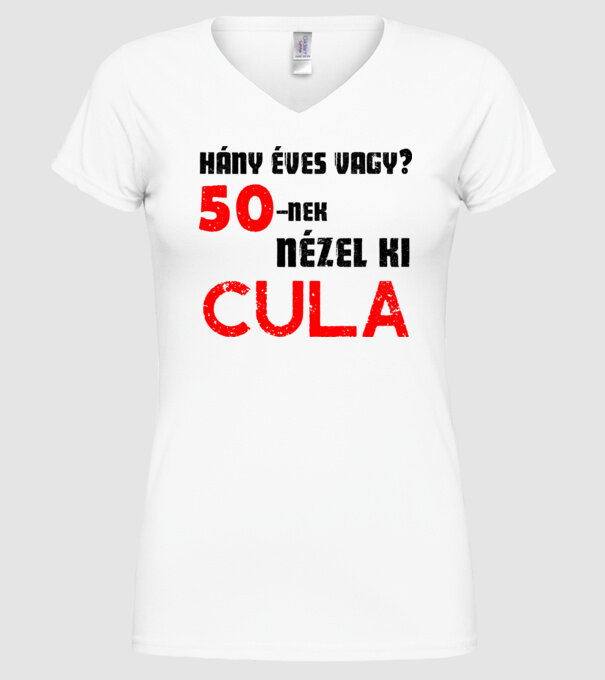  minta fehér pólón
