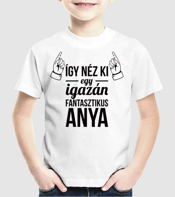  minta fehér pólón