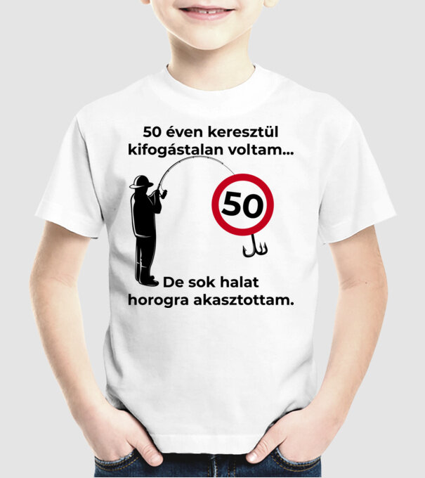  minta fehér pólón