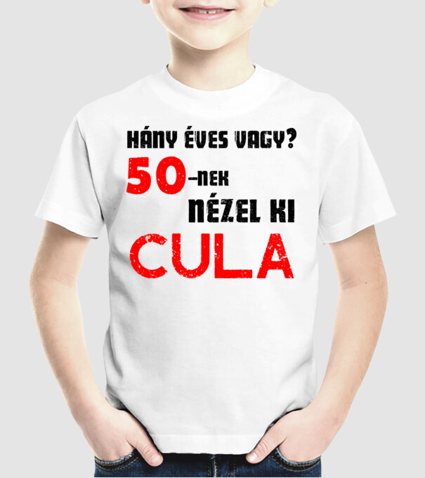  minta fehér pólón