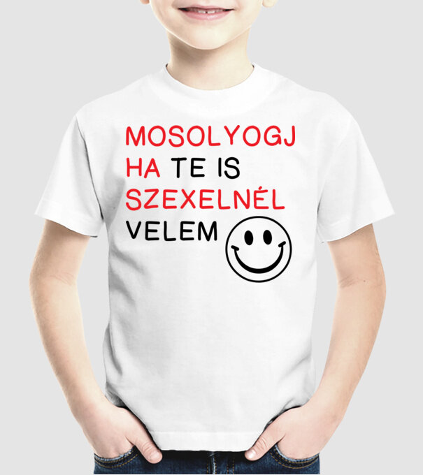  minta fehér pólón