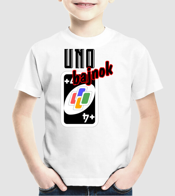  minta fehér pólón