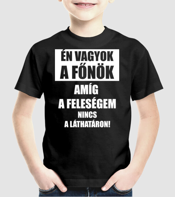  minta fekete pólón
