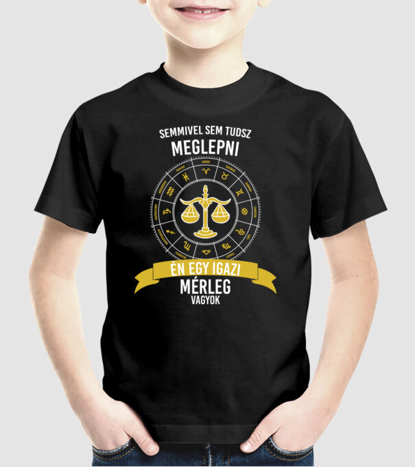  minta fekete pólón