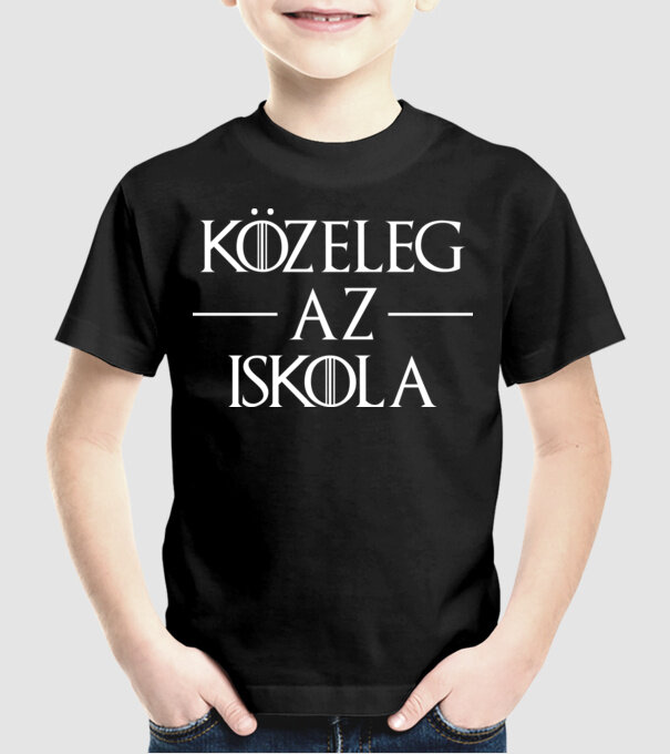  minta fekete pólón