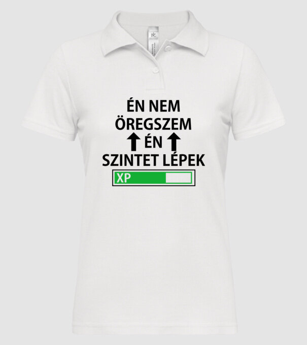  minta fehér pólón