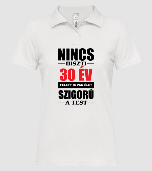  minta fehér pólón