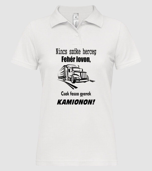  minta fehér pólón
