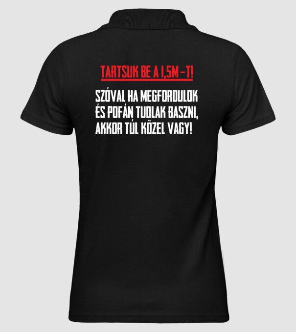  minta fekete pólón