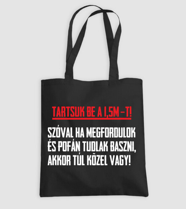  minta fekete pólón