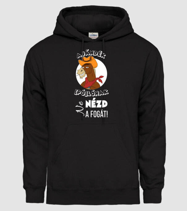  minta fekete pólón