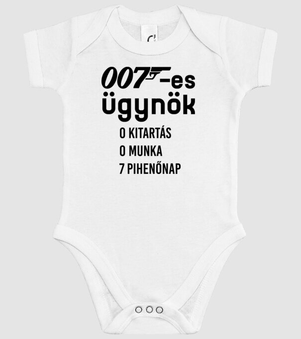  minta fehér pólón