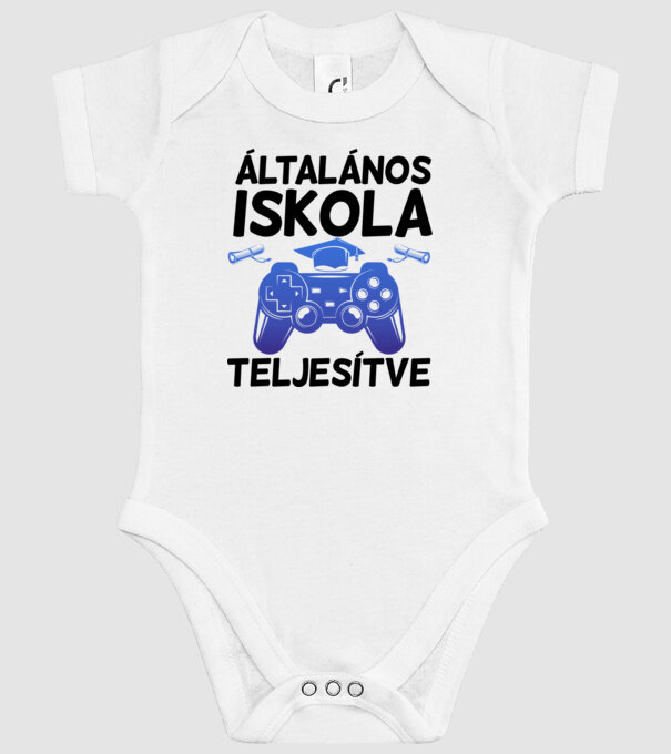  minta fehér pólón