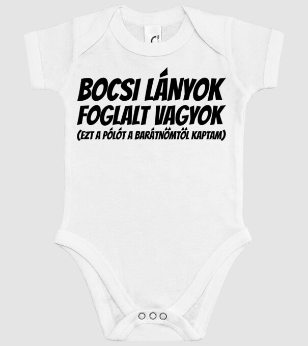  minta fehér pólón