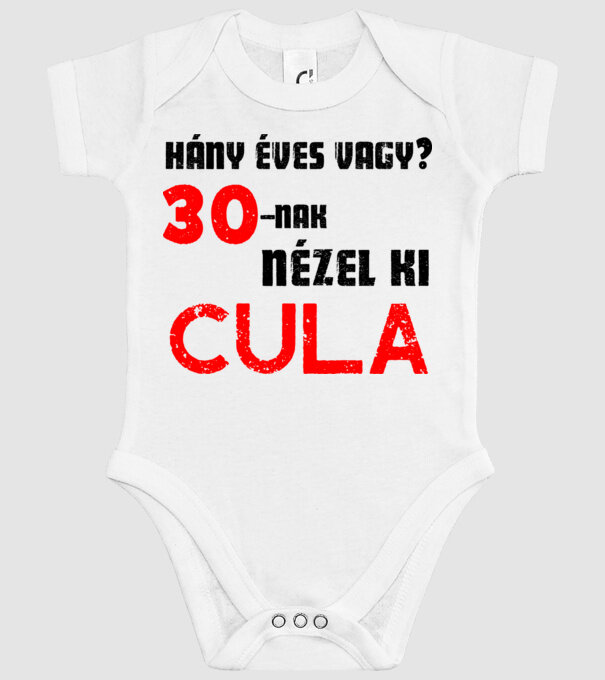  minta fehér pólón