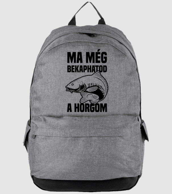  minta szürke pólón