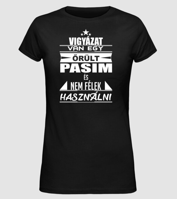  minta fekete pólón
