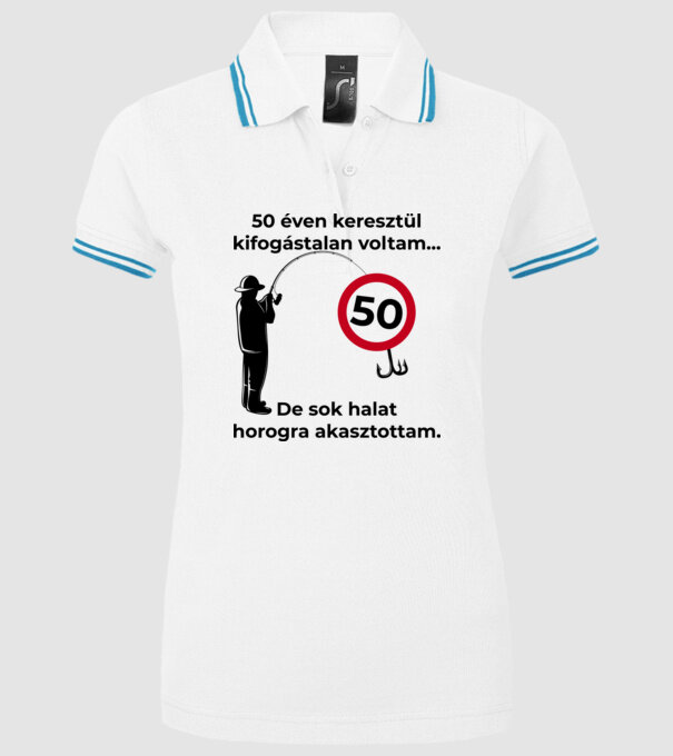  minta fehér pólón