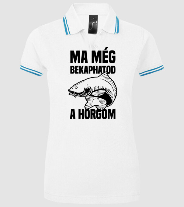  minta fehér pólón