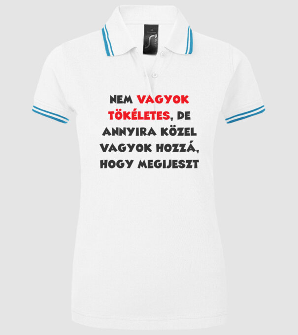  minta fehér pólón