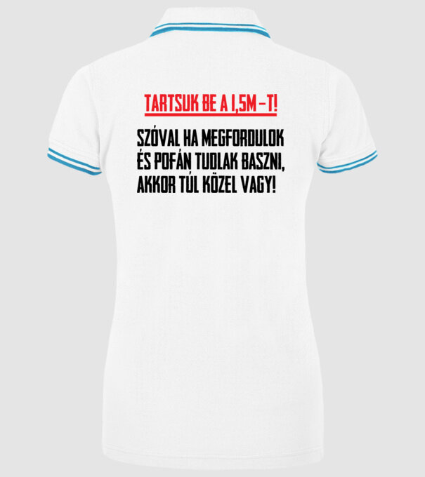  minta fehér pólón