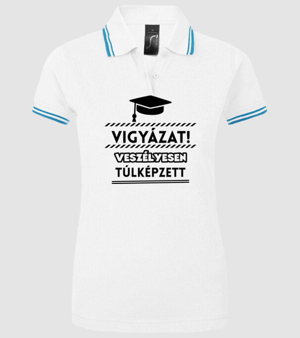  minta fehér pólón