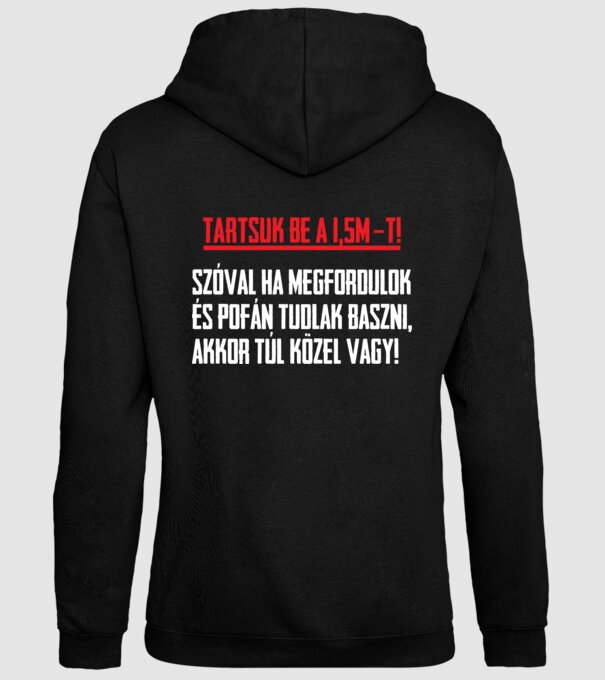  minta fekete pólón