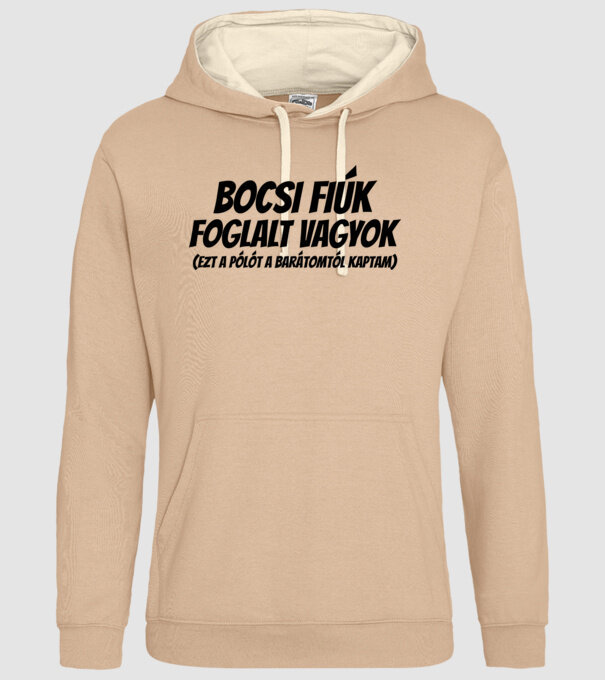  minta homokszín pólón