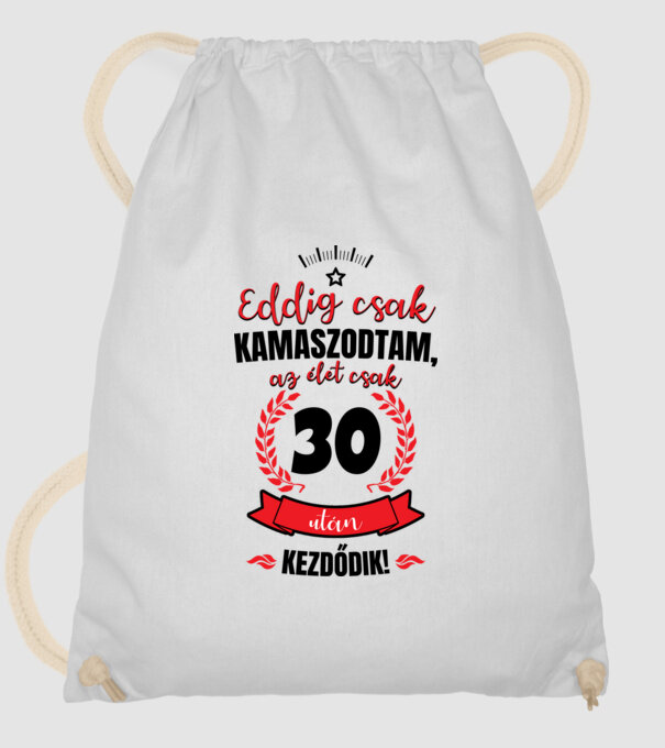  minta fehér pólón
