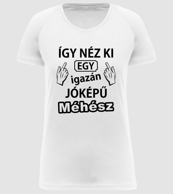  minta fehér pólón