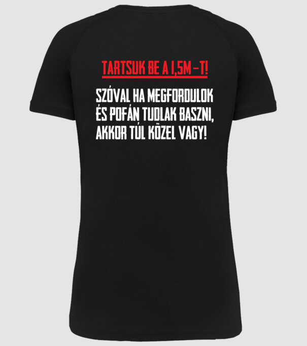  minta fekete pólón