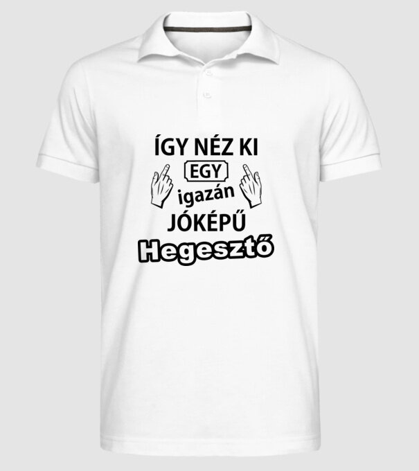  minta fehér pólón