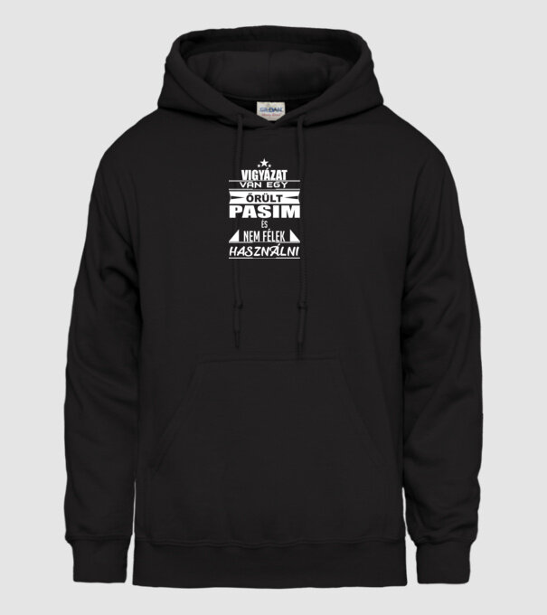  minta fekete pólón