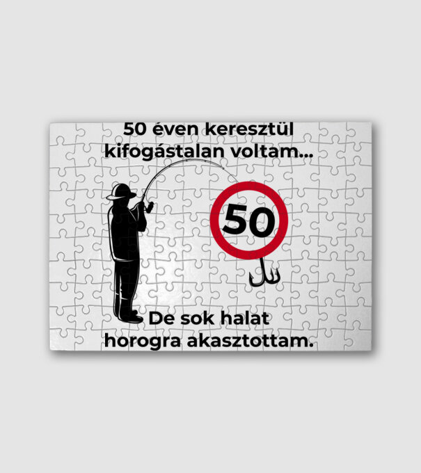  minta fehér pólón