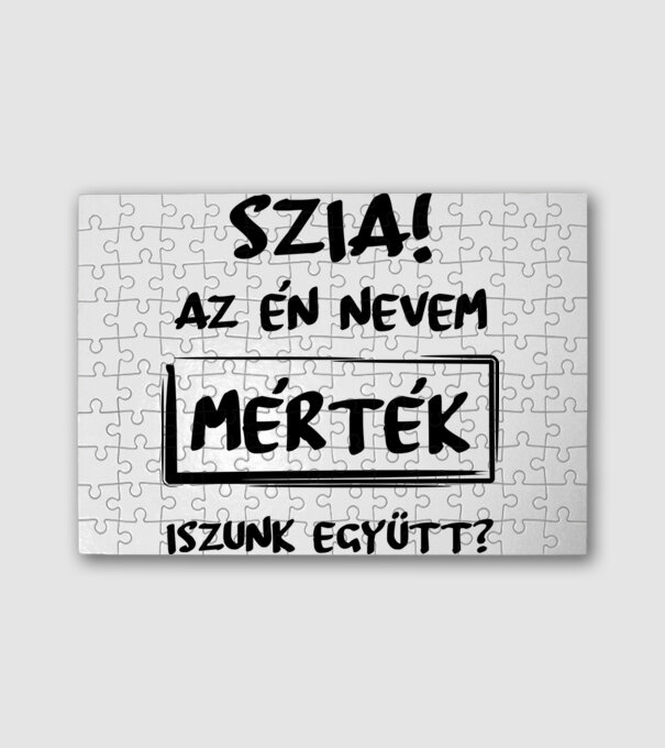  minta fehér pólón