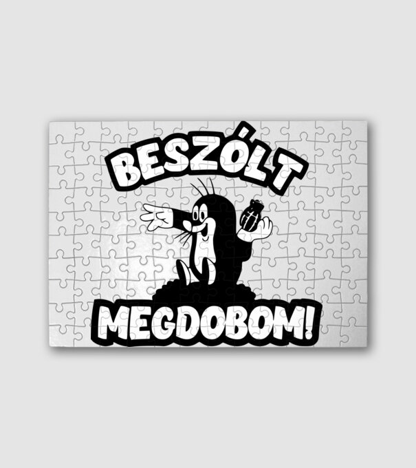  minta fehér pólón