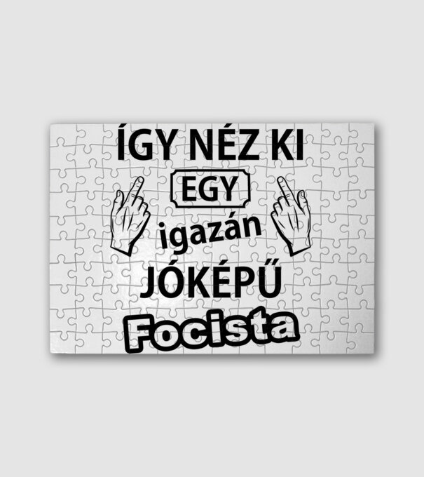 minta fehér pólón