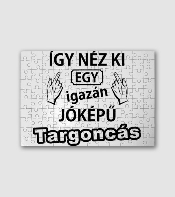  minta fehér pólón