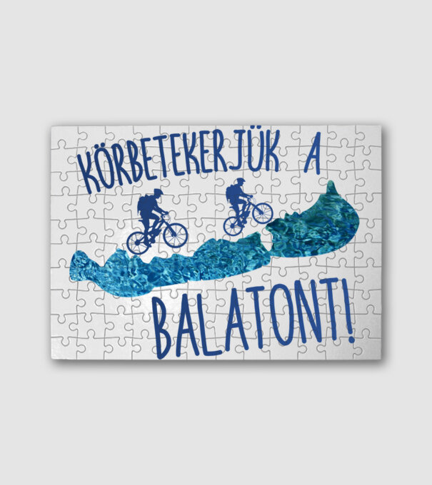  minta fehér pólón