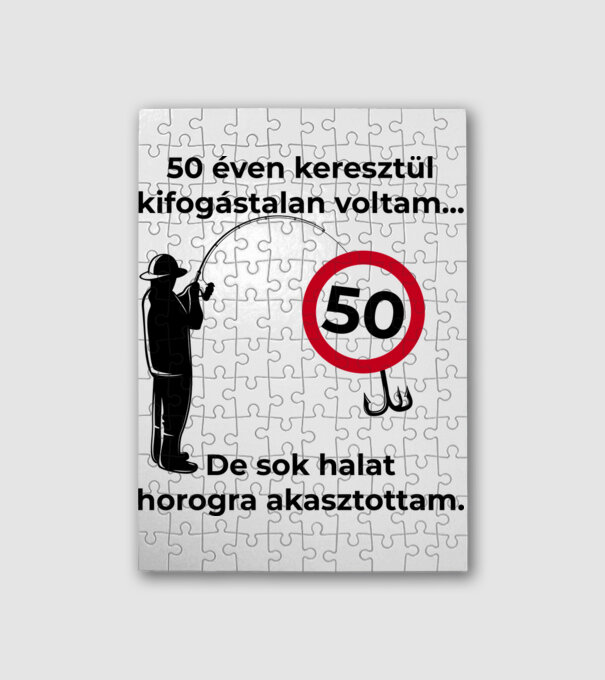  minta fehér pólón