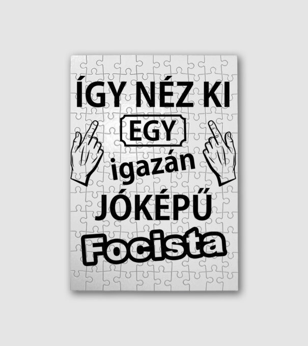  minta fehér pólón