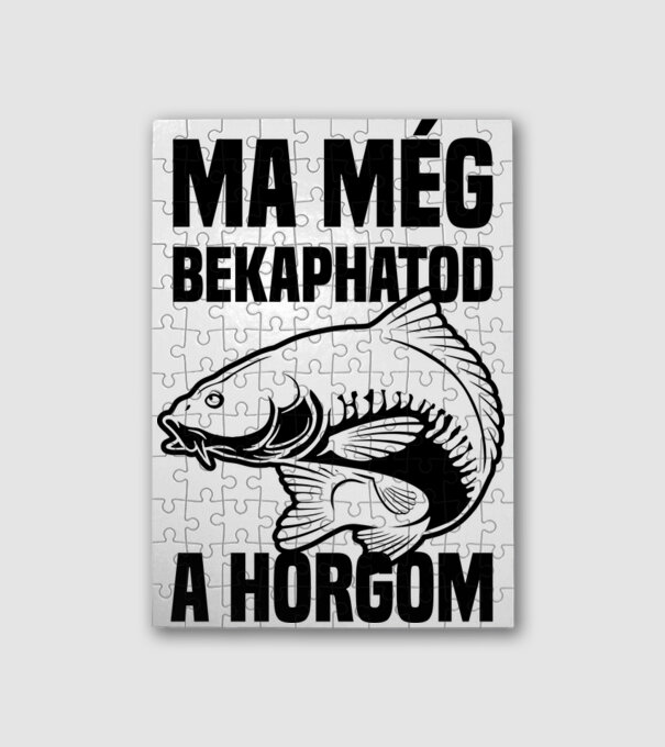  minta fehér pólón