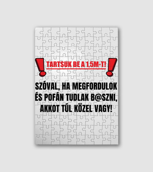  minta fehér pólón