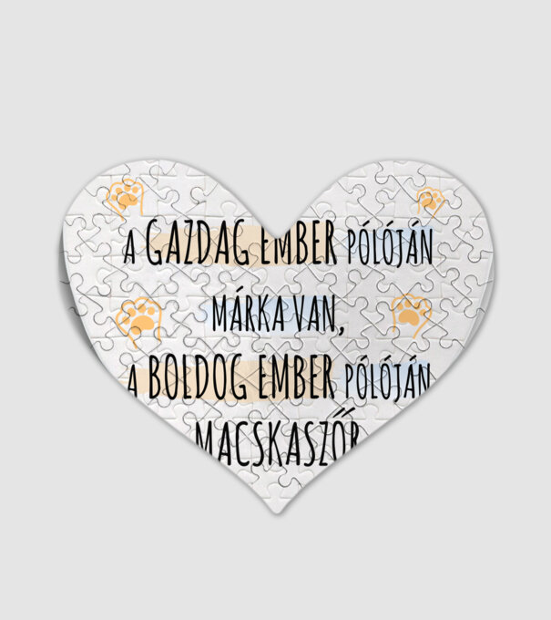  minta fehér pólón